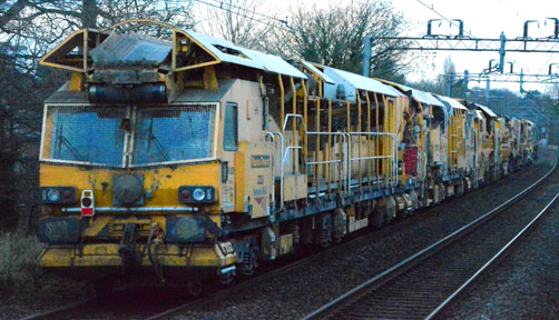 66605 &
track Machine