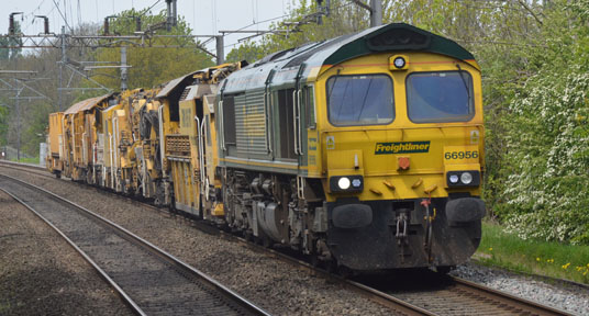 66956, DR92283 8
DR76323