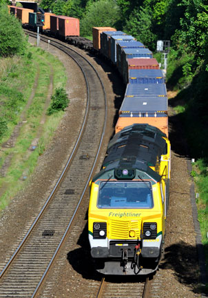 70009 Garston-
        Southampton Freightliner