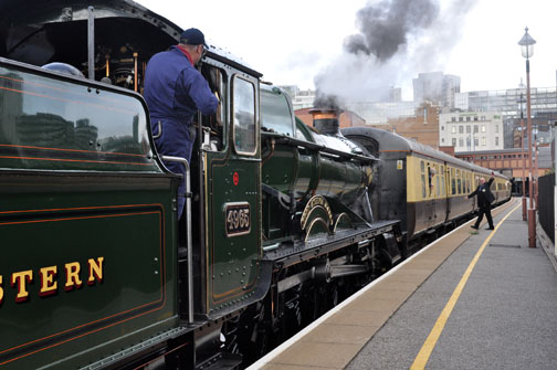 4965 Rood Ashton Hall