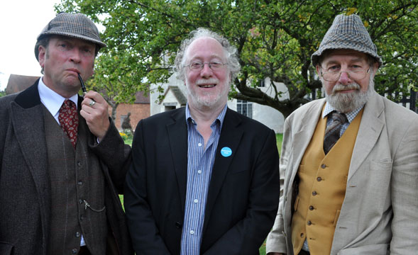 Graham Mc
Hardy -Chris Upton & Phil Lovell