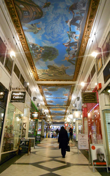 Piccadilly Aracade,
Birmingham